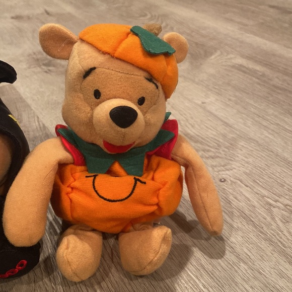 Vintage Disney Thanksgiving and Halloween Pooh Plush - Picture 2 of 5